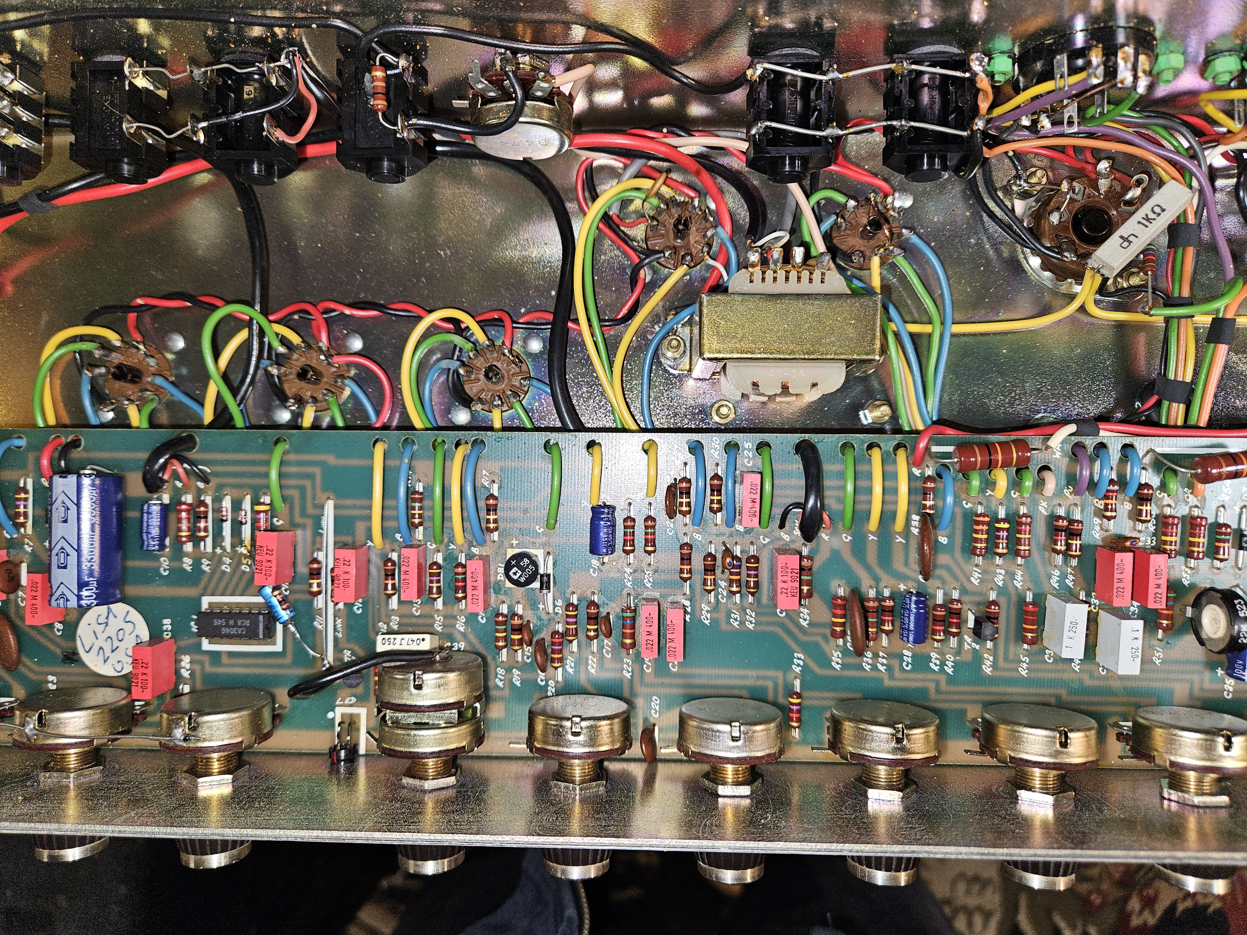 1986 circuit board with older style layout